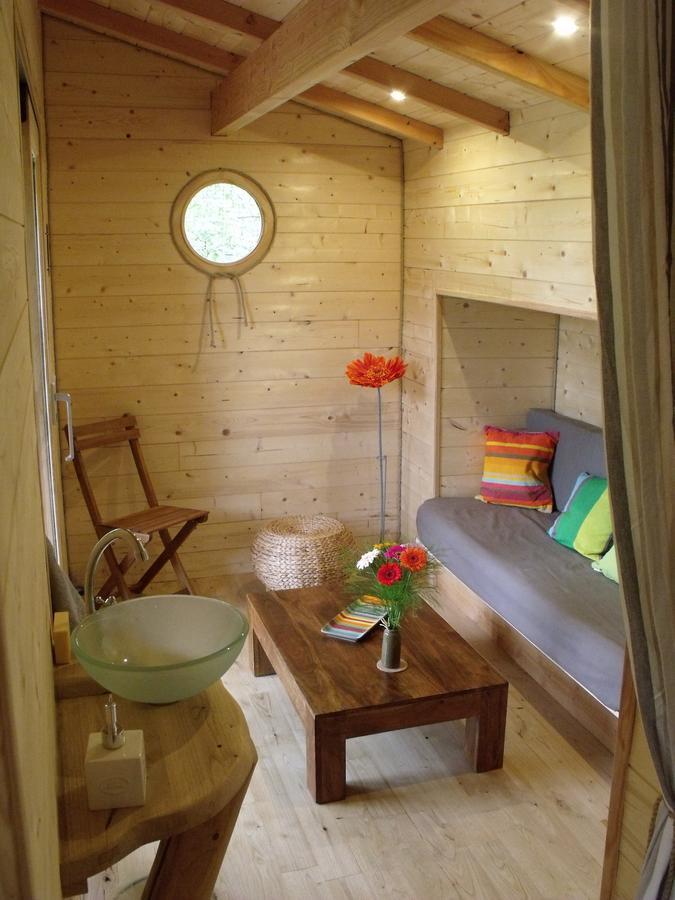 La Cabane Du Vieux Chene Susmiou Luaran gambar